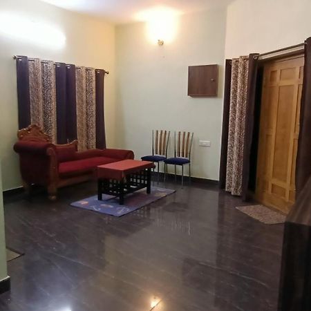 Sumira Residency Lägenhet Kodaikanal Exteriör bild