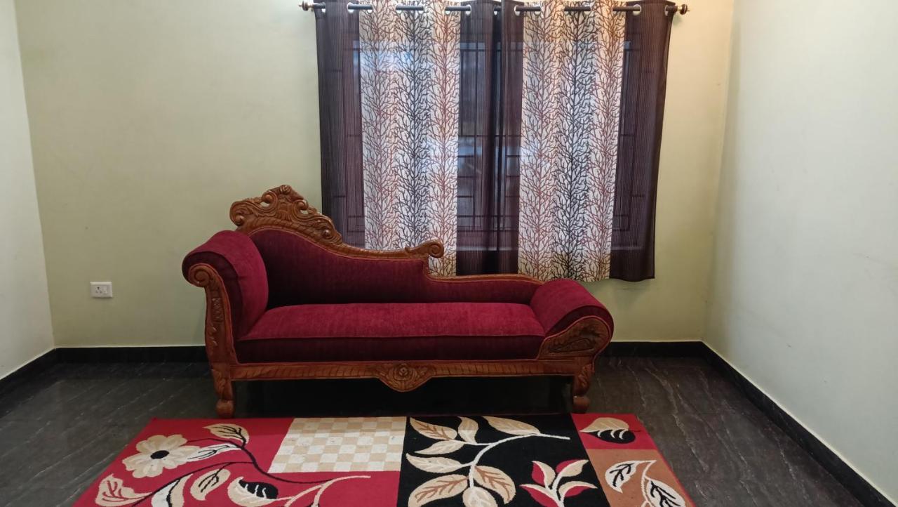 Sumira Residency Lägenhet Kodaikanal Exteriör bild